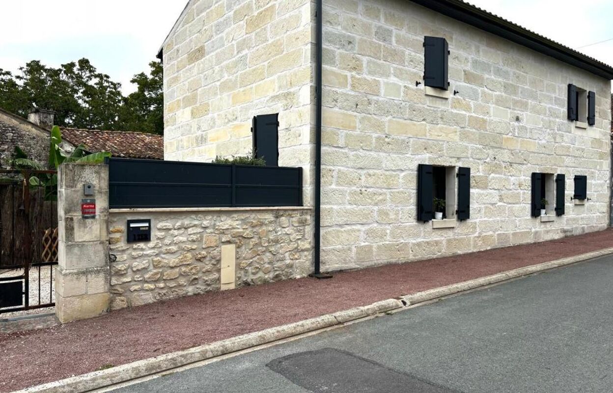 maison 7 pièces 163 m2 à vendre à Thénac (17460)