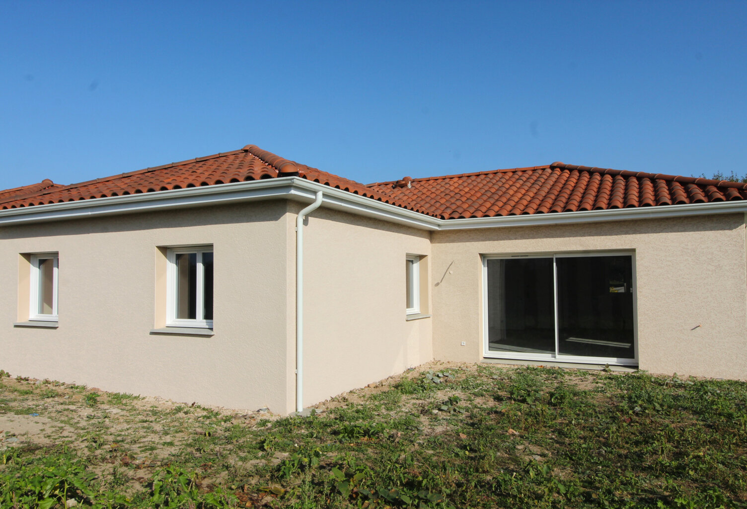 ROANNE, — photo 1
