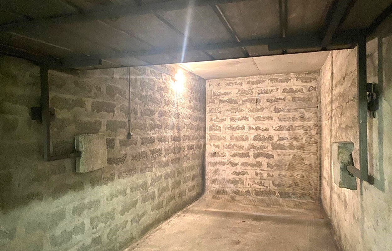 garage  pièces 12 m2 à vendre à Marseille 8 (13008)