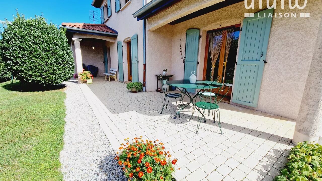 maison 6 pièces 121 m2 à vendre à Châtonnay (38440)