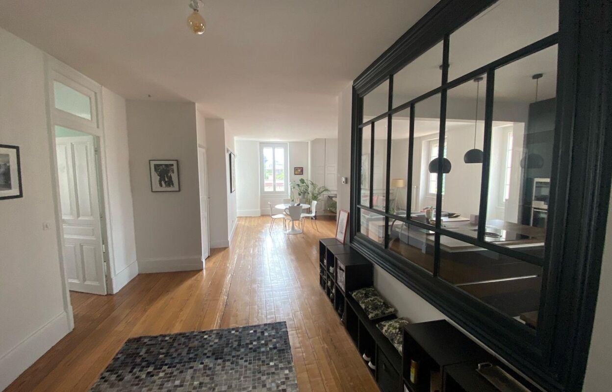 appartement 4 pièces 118 m2 à louer à Valence (26000)