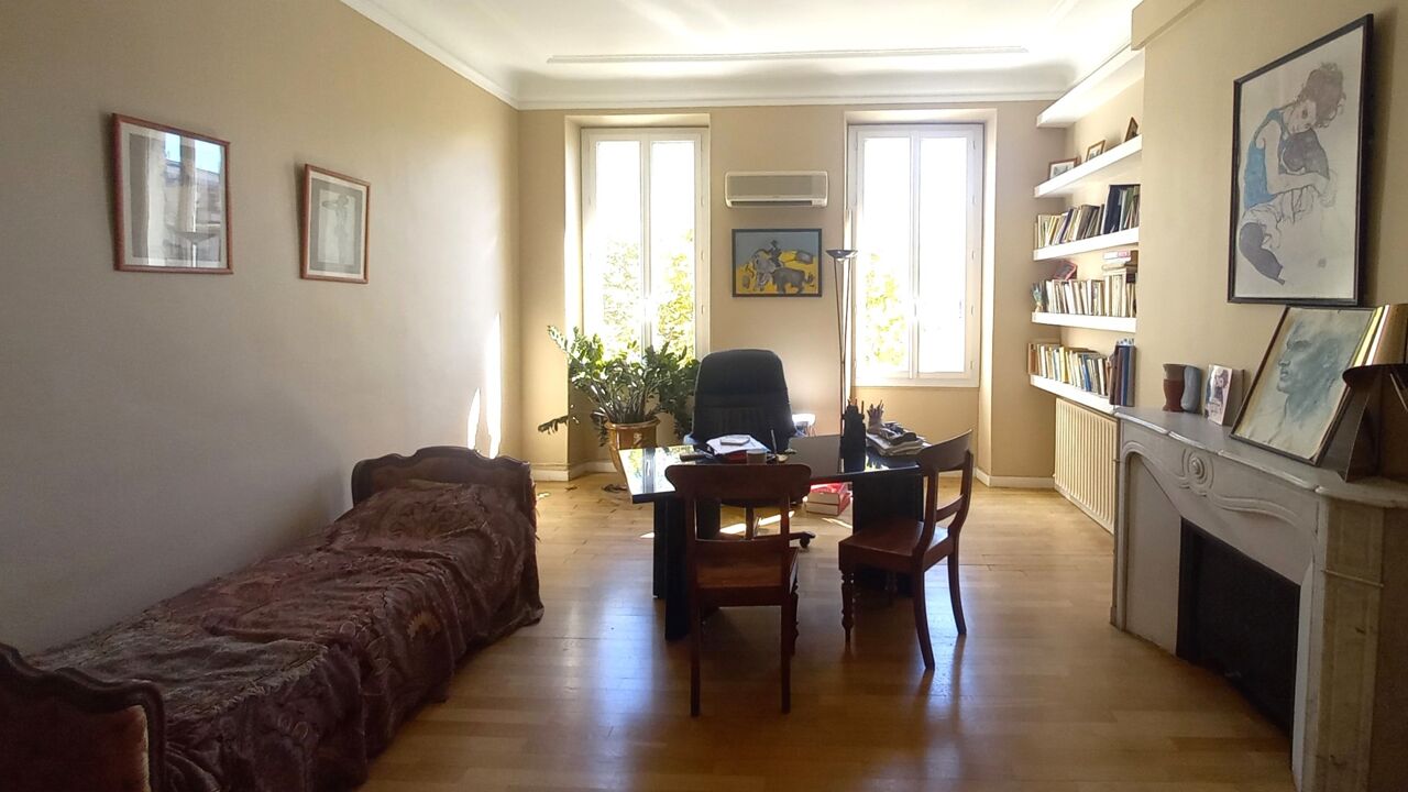 appartement 6 pièces 149 m2 à vendre à Marseille 6 (13006)