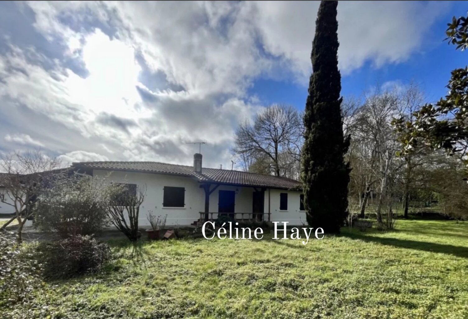 Maison de plain-pied 3 chambres sur terrain clos de 3 500 m2 — photo 1