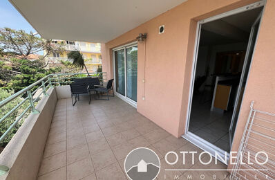 location appartement 990 € CC /mois à proximité de Fréjus (83600)