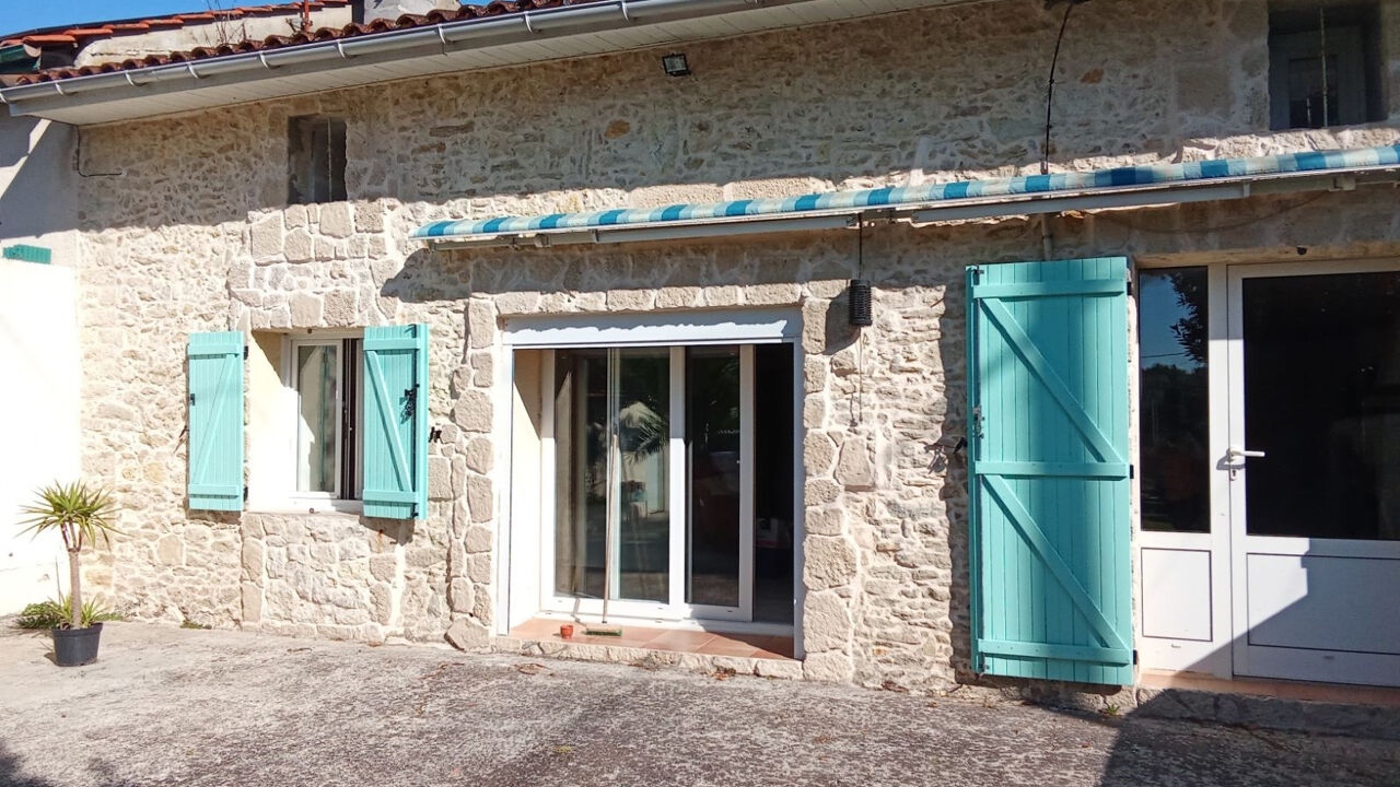 maison 4 pièces 120 m2 à vendre à Saint-Christoly-de-Blaye (33920)