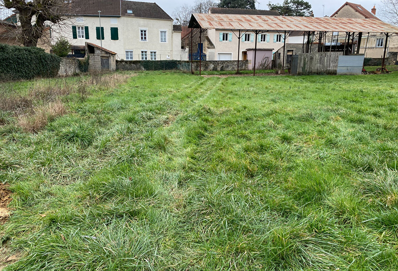 Terrain Rully 1135 m2 - Bourgogne — photo 1