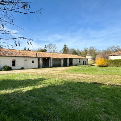 Maison 7 pièces 457600 €