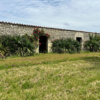 Maison 7 pièces 457600 €