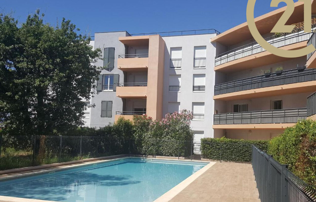 appartement 2 pièces 39 m2 à vendre à Fréjus (83600)