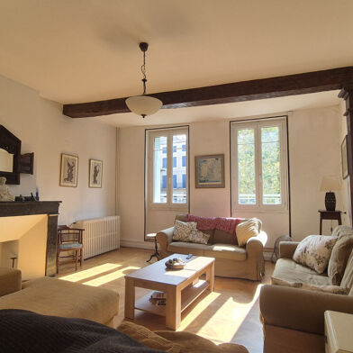 Maison 5 pièces 180 m²