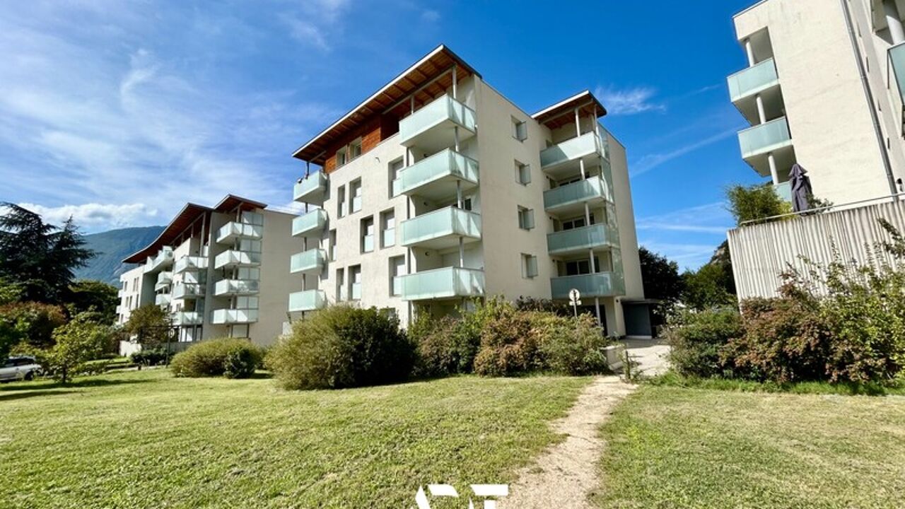 appartement 3 pièces 65 m2 à vendre à Saint-Égrève (38120)