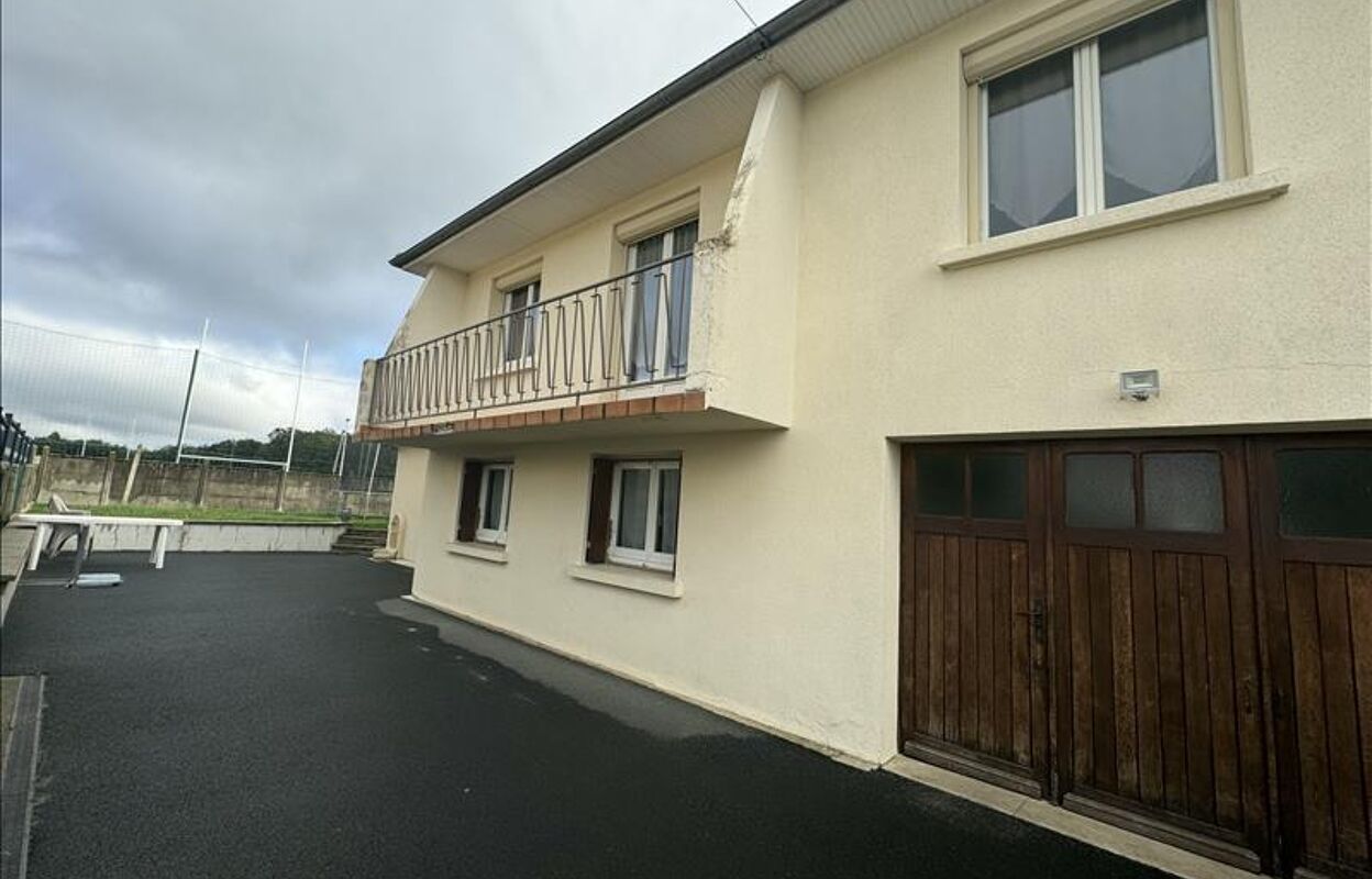 maison 6 pièces 110 m2 à vendre à Commentry (03600)