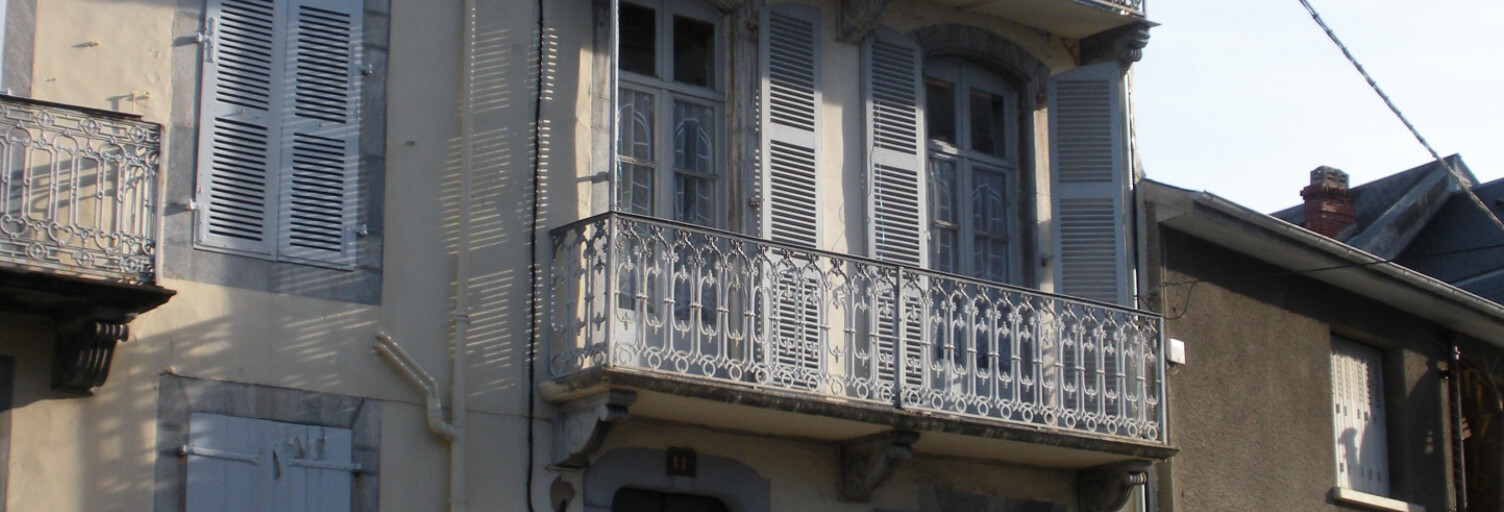 Maison 9 Pièces 216 m² à vendre à Bagnères-de-Bigorre (65200)