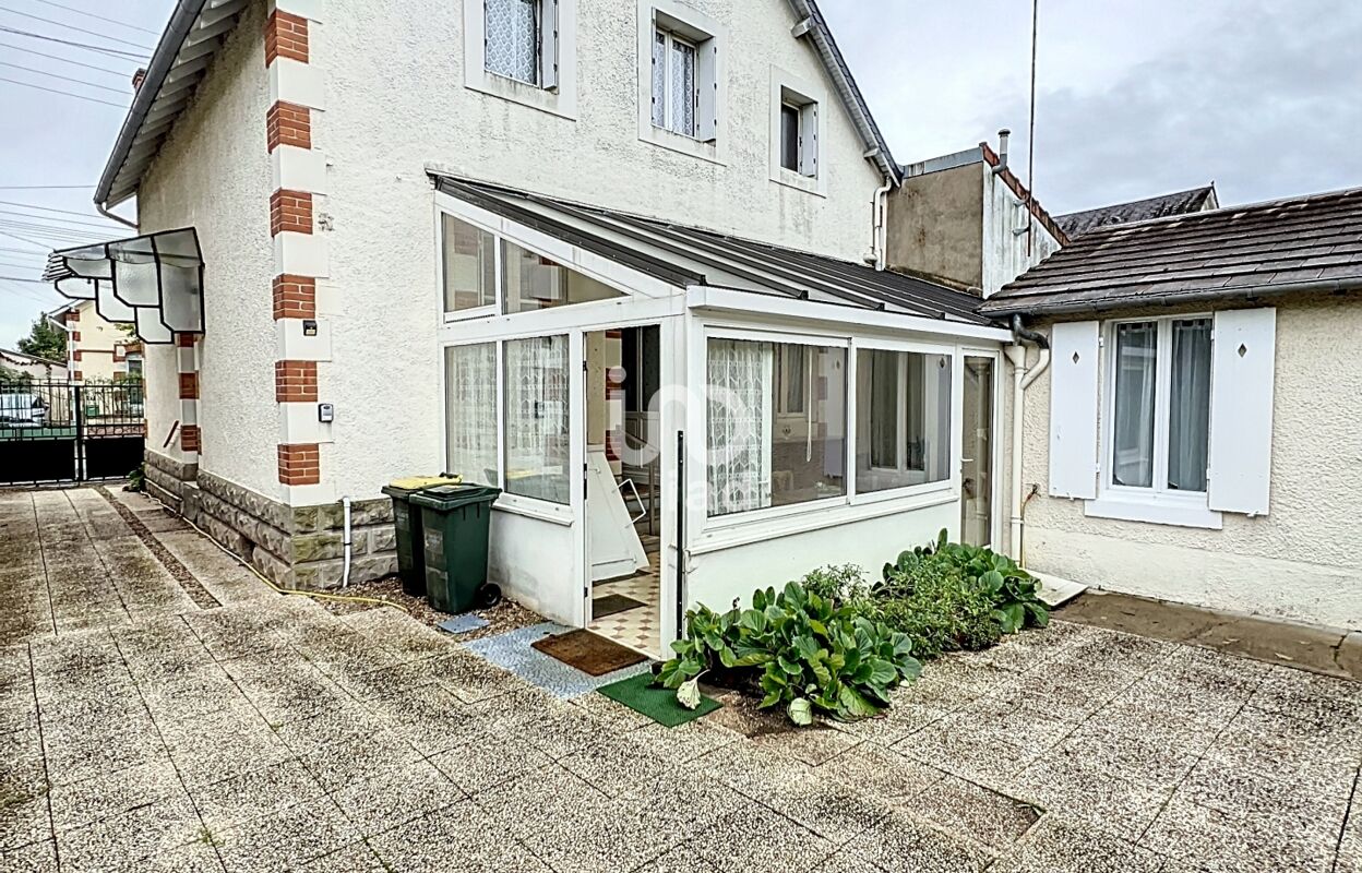 maison 5 pièces 120 m2 à vendre à Bourges (18000)