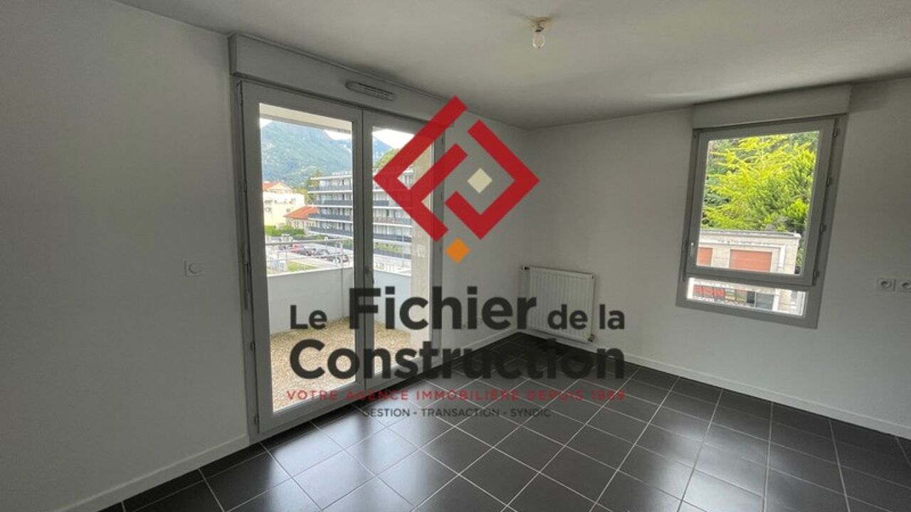 appartement 2 pièces 39 m2 à vendre à Saint-Martin-le-Vinoux (38950)