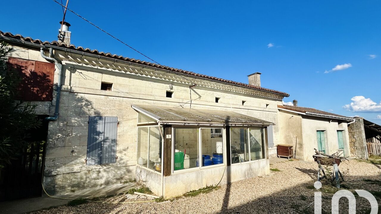 maison 2 pièces 69 m2 à vendre à Yviers (16210)