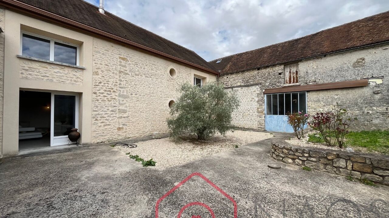 maison 7 pièces 180 m2 à vendre à Puiseaux (45390)