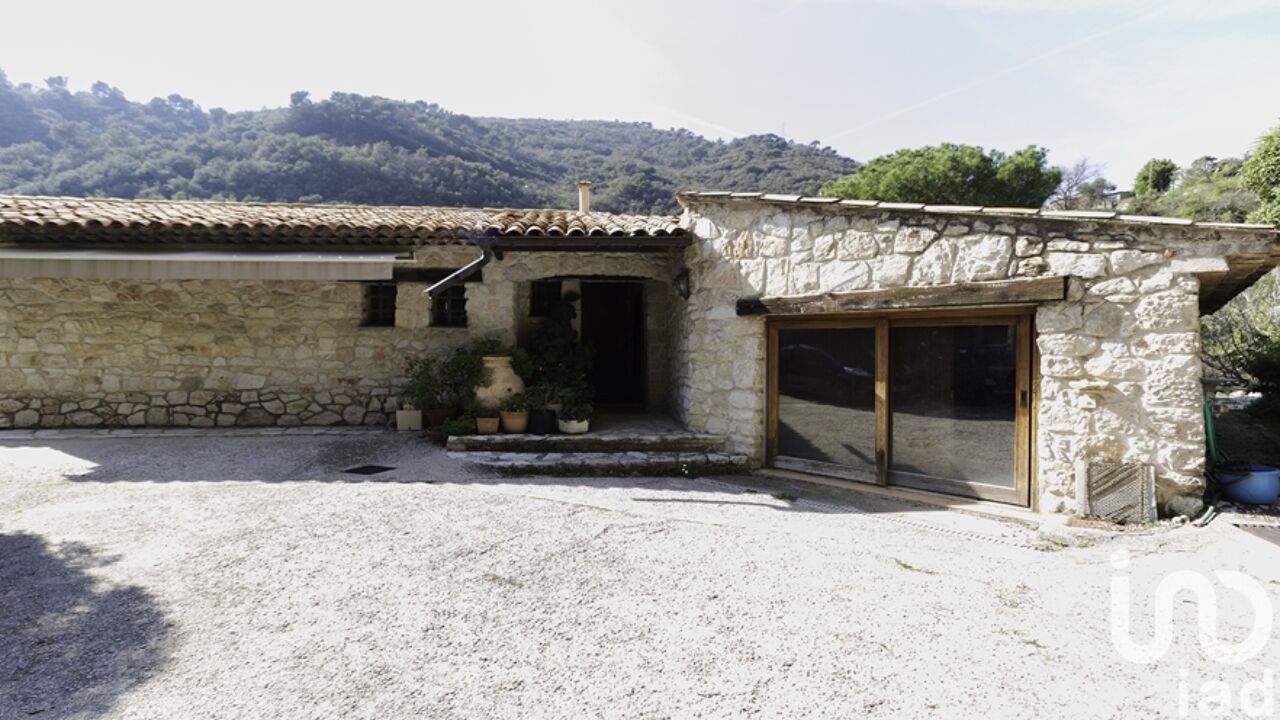 maison 7 pièces 264 m2 à vendre à Castellar (06500)