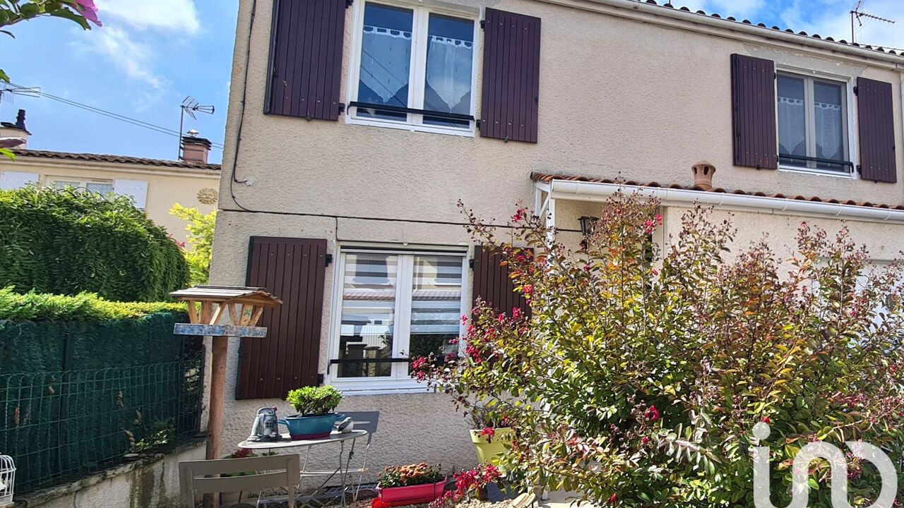 maison 5 pièces 115 m2 à vendre à Gond-Pontouvre (16160)