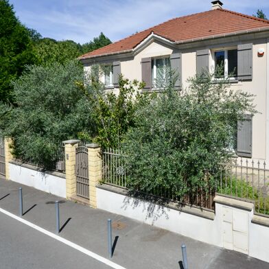 Maison 7 pièces 146 m²