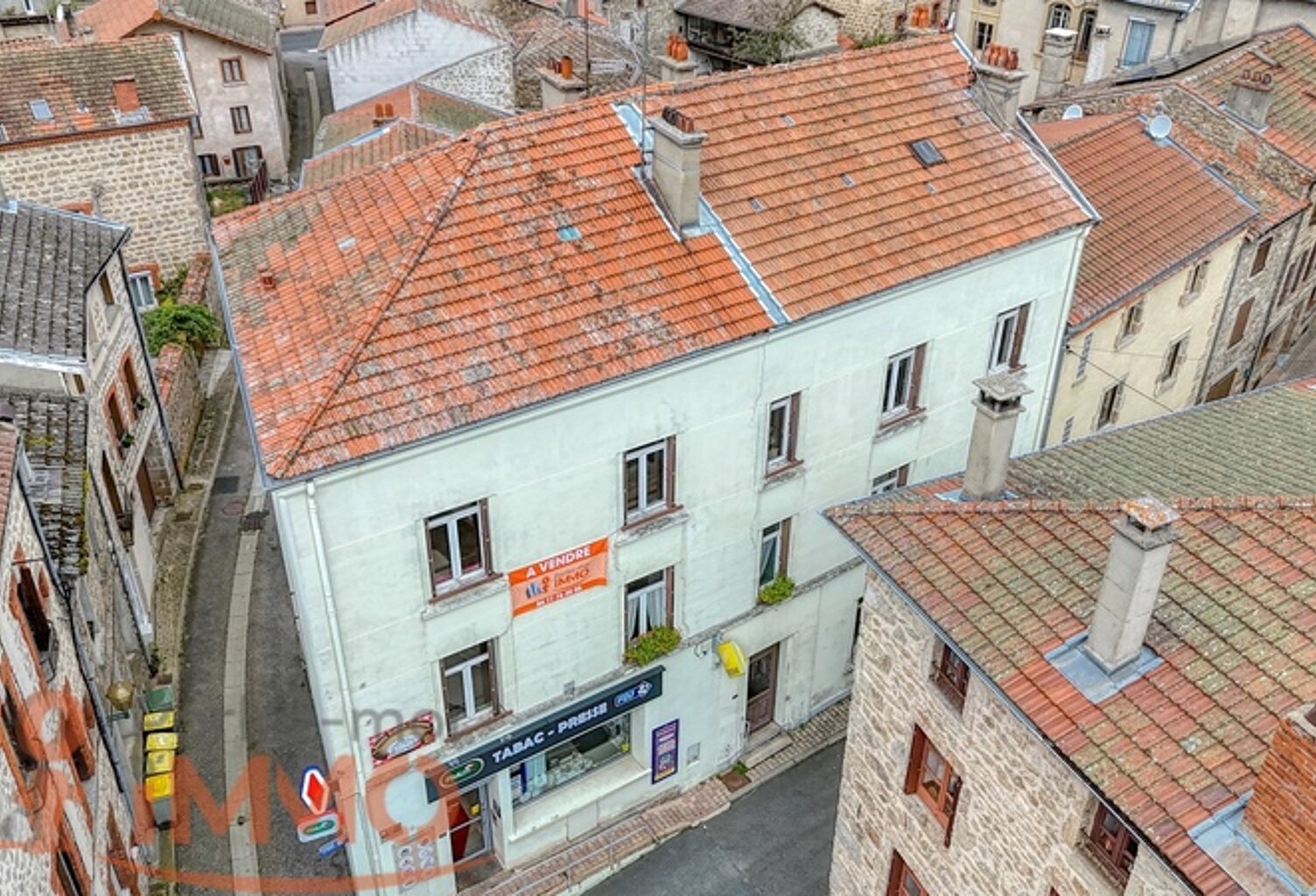 Immeuble — photo 1