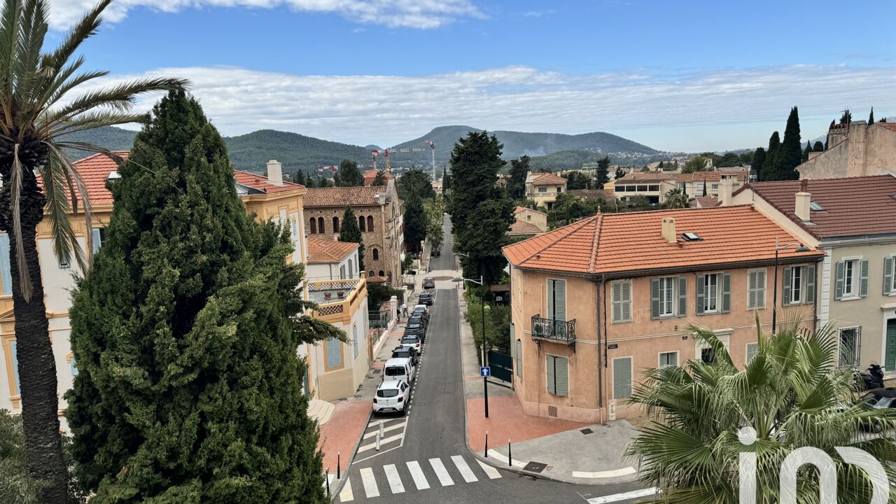 appartement 3 pièces 45 m2 à vendre à Hyères (83400)