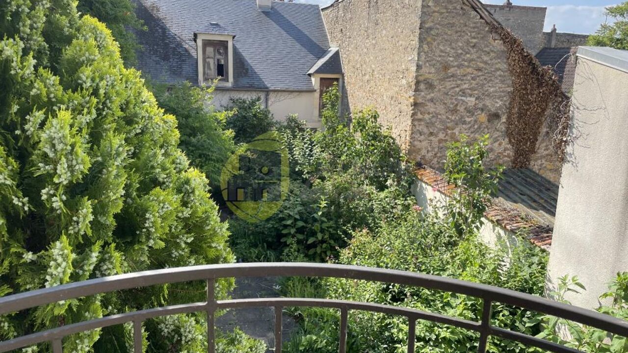 maison 5 pièces 136 m2 à vendre à Saint-Amand-Montrond (18200)