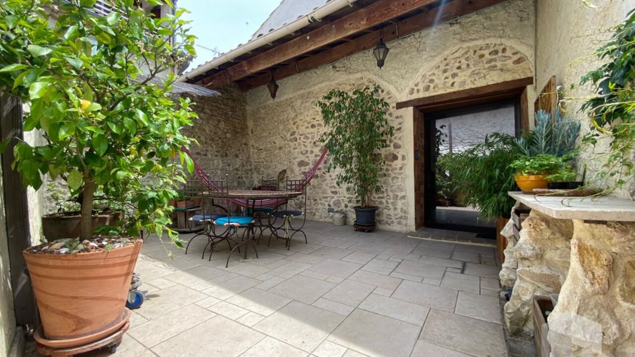 maison 7 pièces 180 m2 à vendre à Châteauneuf-du-Rhône (26780)