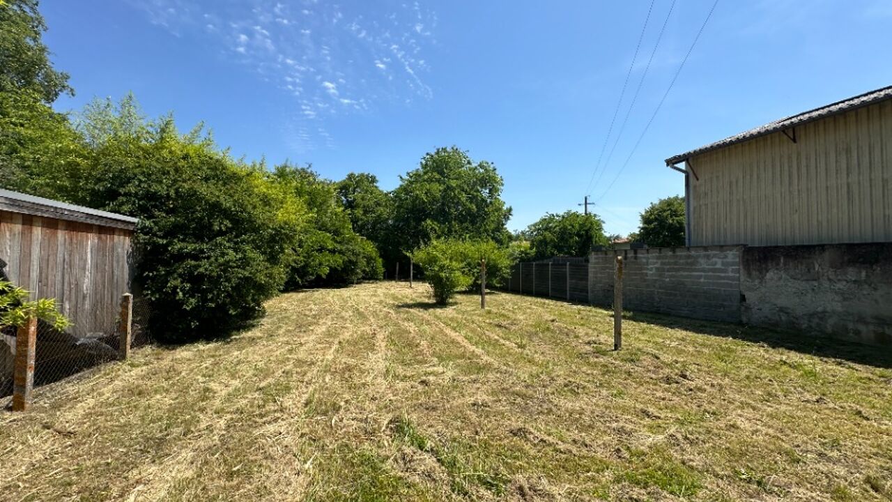 terrain  pièces 850 m2 à vendre à Vayres (33870)