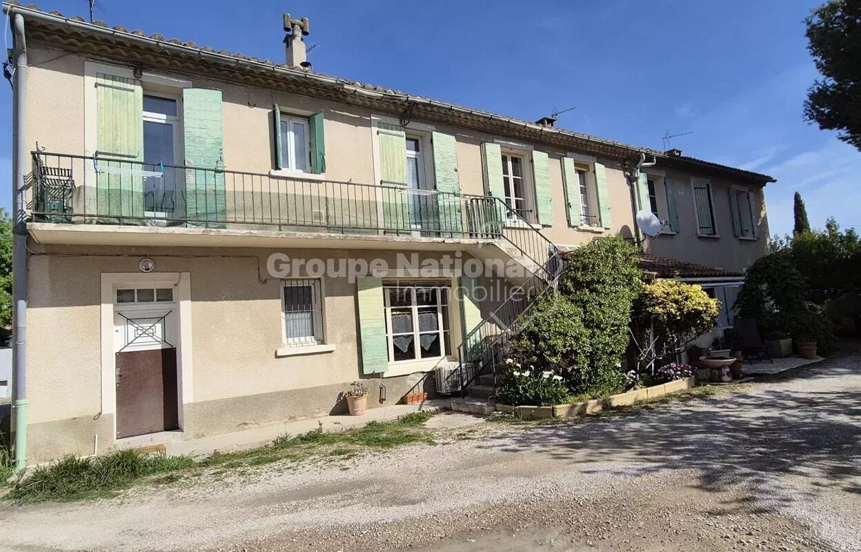 immeuble  pièces 306 m2 à vendre à Salon-de-Provence (13300)