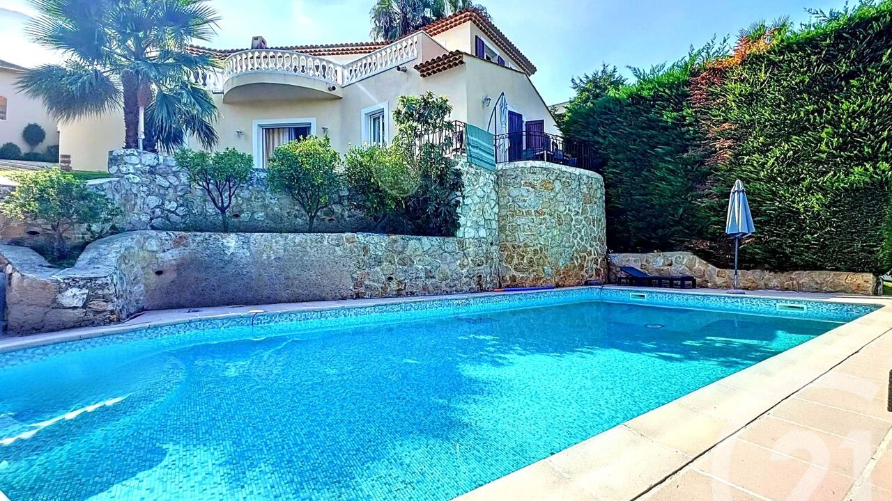 maison 8 pièces 401 m2 à vendre à Villeneuve-Loubet (06270)