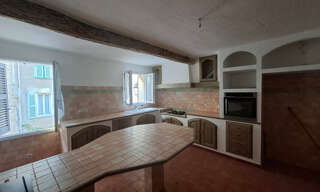 Maison 8 Pièces 201 m² à vendre à Entrecasteaux (83570)