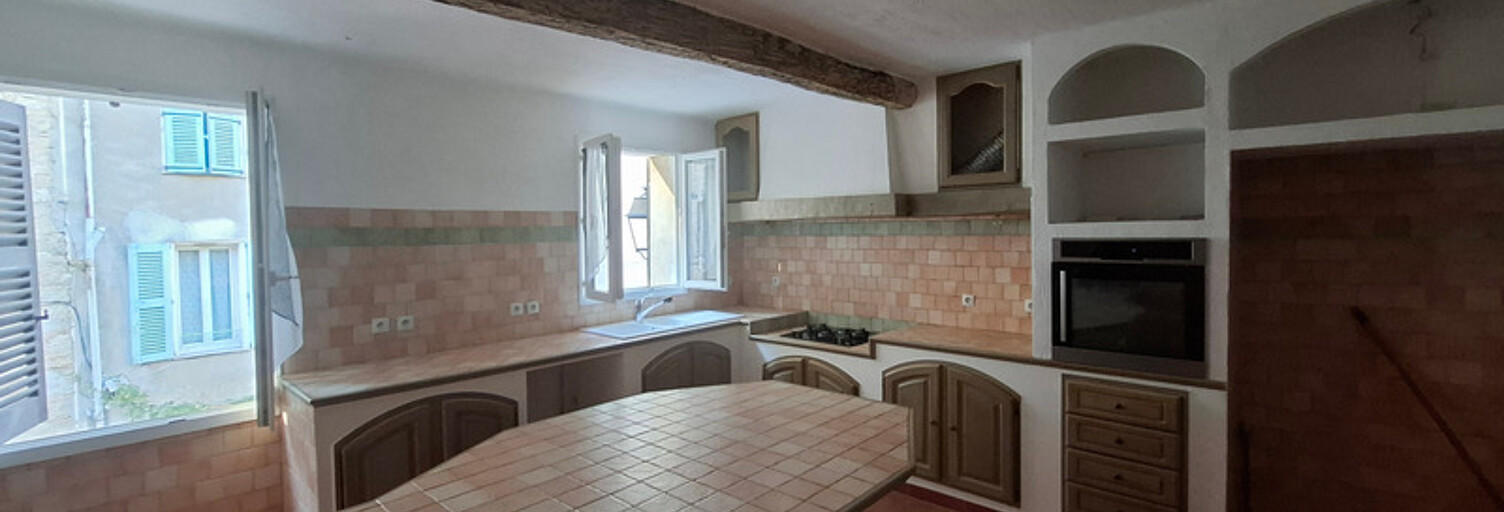 Maison 8 Pièces 201 m² à vendre à Entrecasteaux (83570)