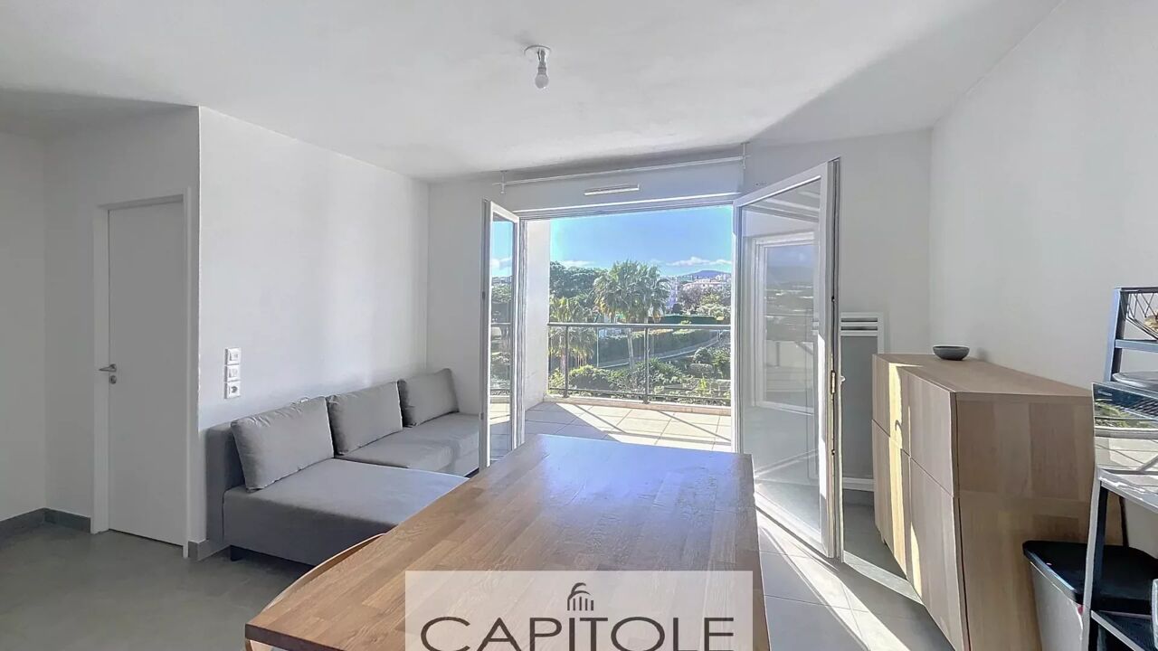 appartement 3 pièces 59 m2 à vendre à Antibes (06600)