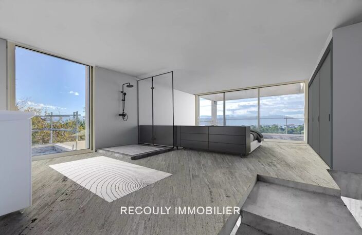 MAISON D’ARCHITECTE AVEC PISCINE - CARRE D'OR -13008 MARSEILLE — photo 4