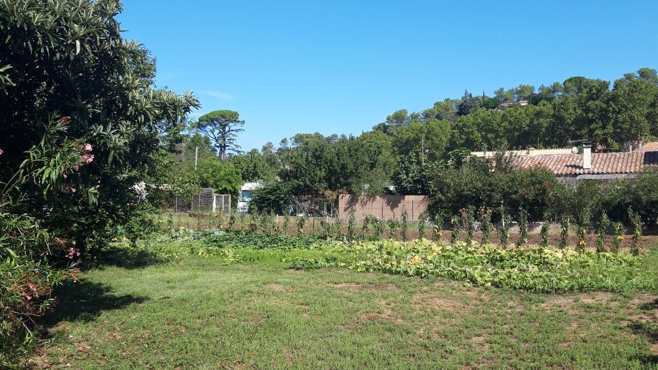 terrain 330 m2 à construire à Aix-en-Provence (13090)