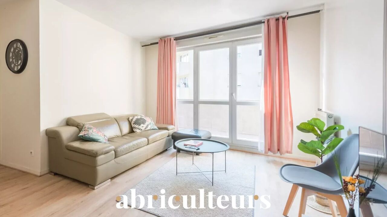 appartement 3 pièces 83 m2 à vendre à Saint-Denis (93200)