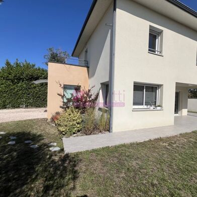 Maison 4 pièces 363000 €