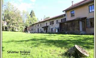 Maison 13 Pièces 388 m² à vendre à Saint-Victor-Montvianeix (63550)