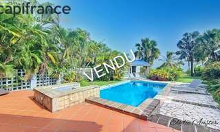 Maison 7 Pièces 230 m² à vendre à Sainte-Anne (97180)