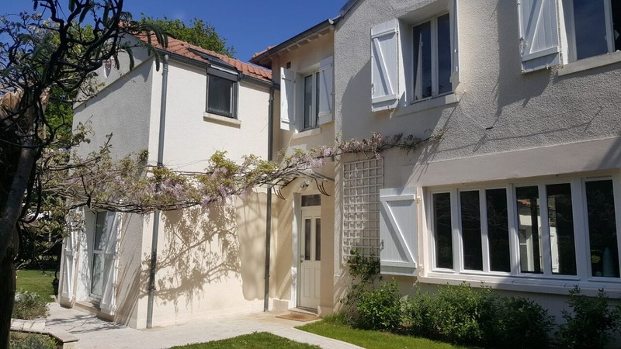 maison 7 pièces 150 m2 à vendre à La Celle-Saint-Cloud (78170)