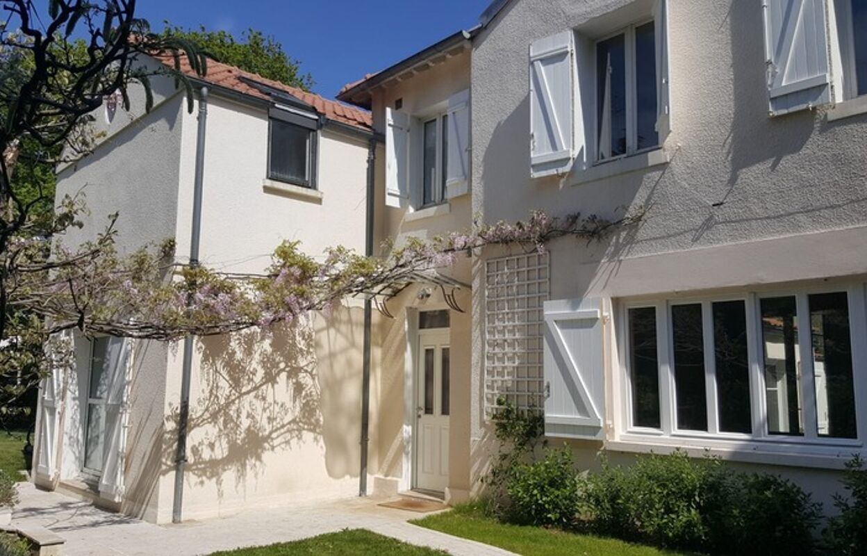 maison 7 pièces 150 m2 à vendre à La Celle-Saint-Cloud (78170)