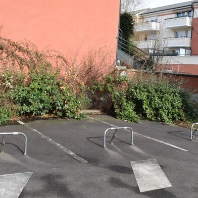 Parking 10 m²