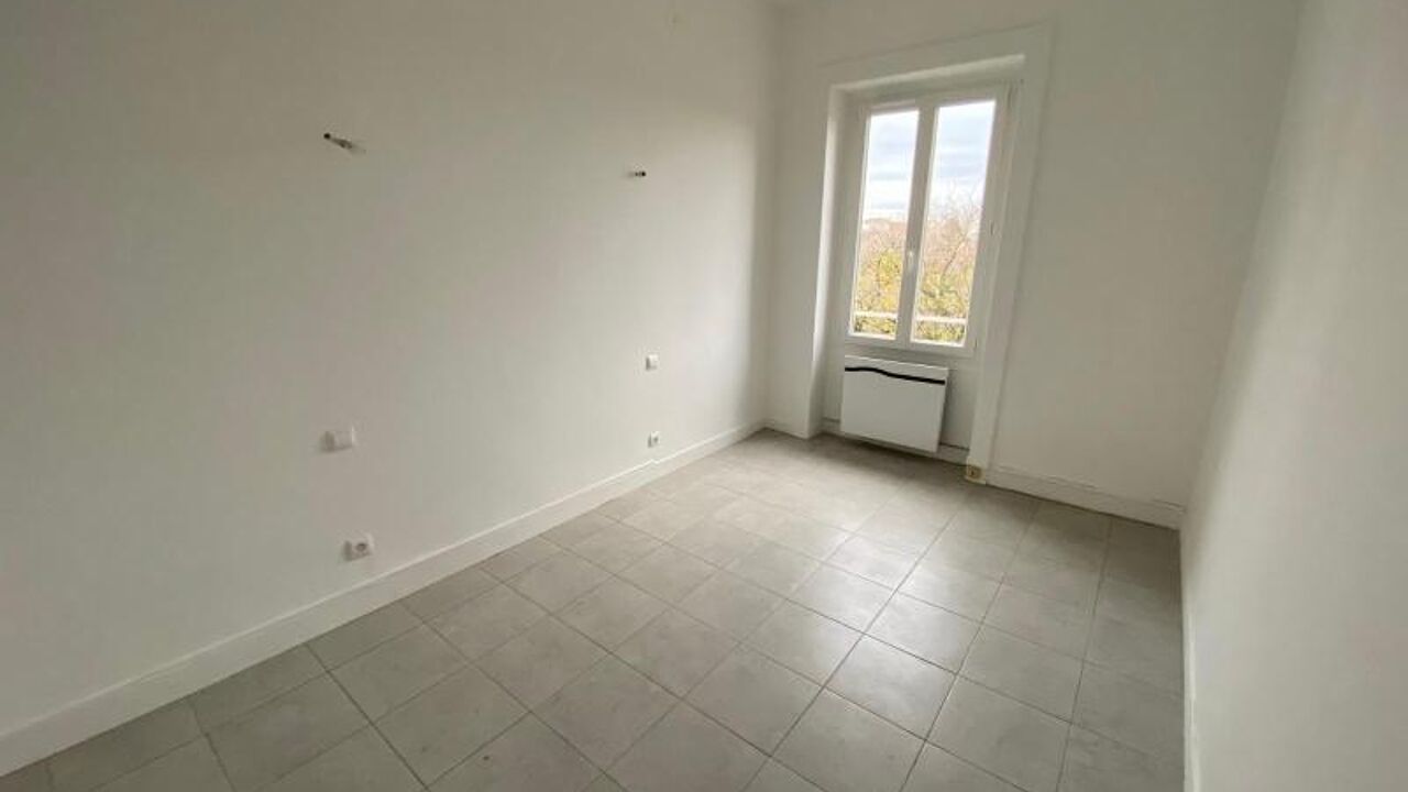 appartement 2 pièces 35 m2 à louer à Décines-Charpieu (69150)