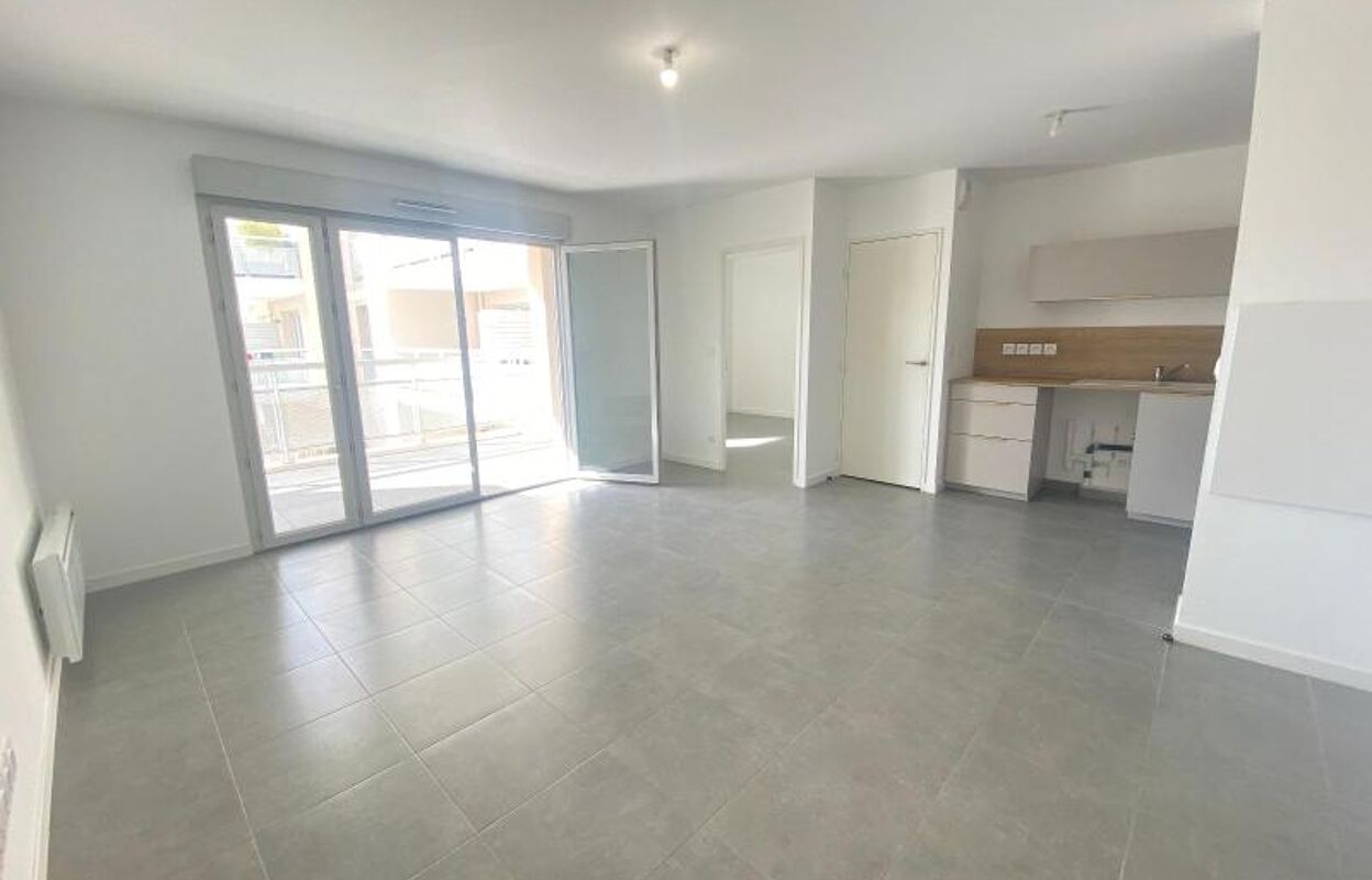 appartement 2 pièces 42 m2 à louer à Rousset (13790)