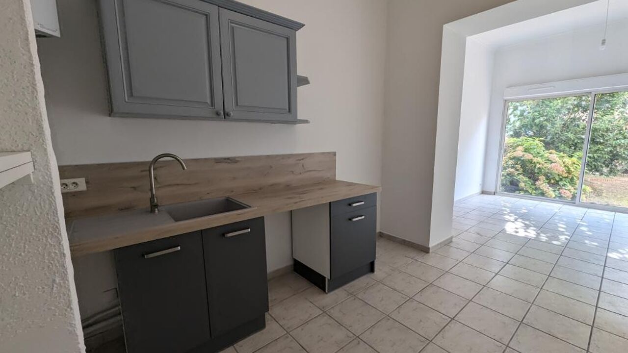 appartement 2 pièces 51 m2 à louer à Alès (30100)