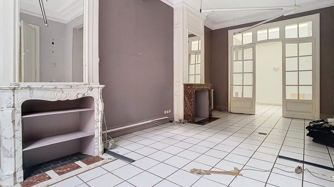 immeuble  pièces 242 m2 à vendre à Lille (59000)