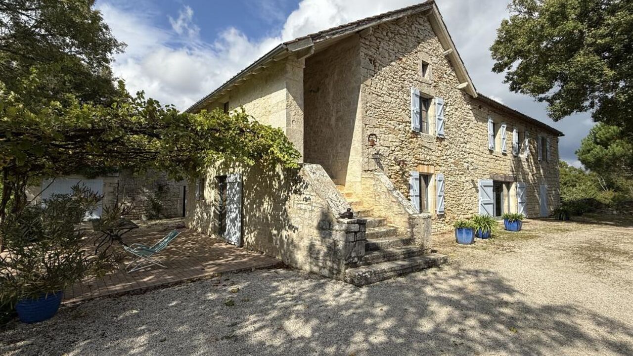 maison 5 pièces 255 m2 à vendre à Francoulès (46090)