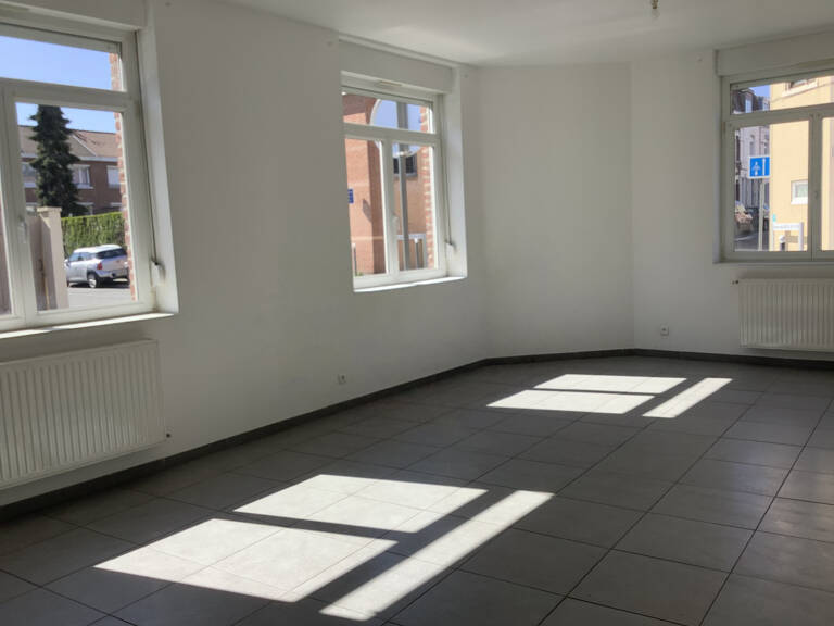 Jolie et grande maison T4, sur la commune de Ronchin — photo 1