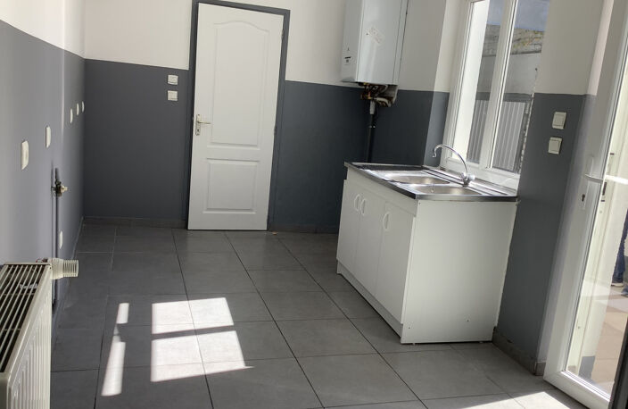 Jolie et grande maison T4, sur la commune de Ronchin — photo 2